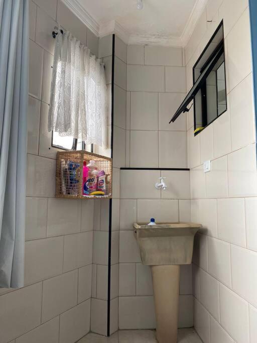 Nosso Cantinho A 700m Do Mar, Com Wi-fi E Estacionamento Coberto Apartamento Praia Grande (Santos)